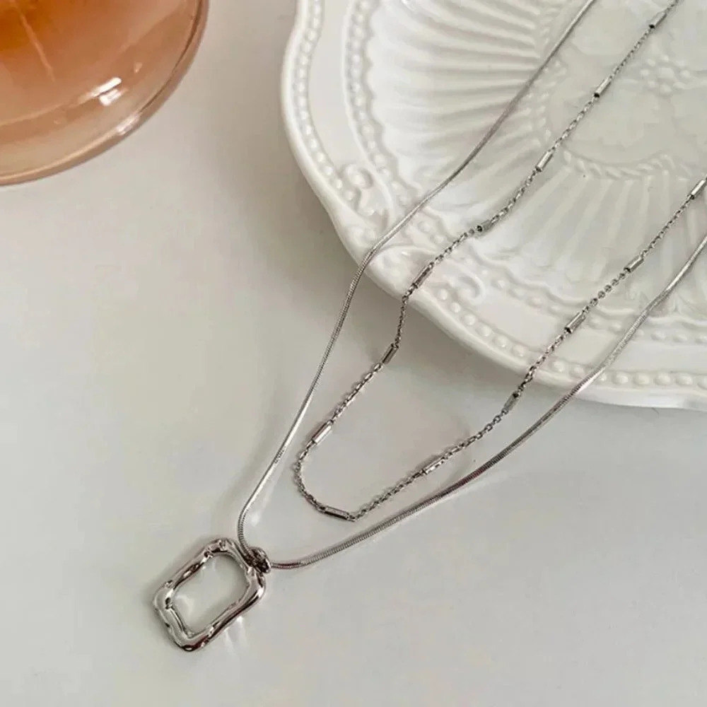 925 Silver Snakechain & Rectangle Pendant Necklace